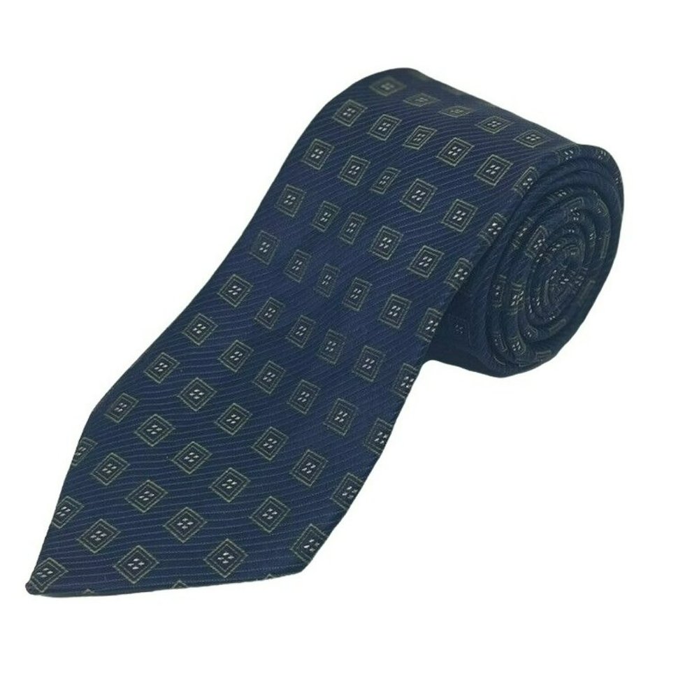 Kenneth Cole New York Silk Tie